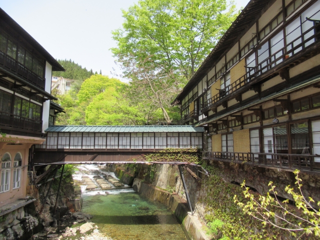 旅館 ホテル業に必要な賠償責任保険はどのようなものか 保険の教科書
